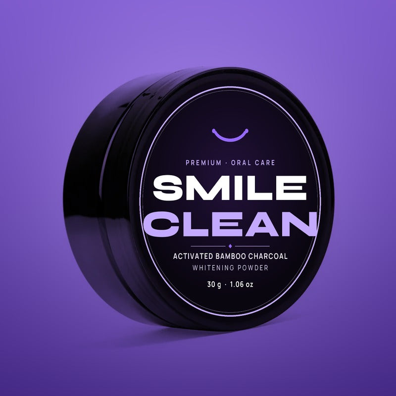 SmileClean Aktivkohle Zahnpulver – Dose Vorderansicht auf lila Hintergrund